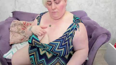 fashiona online show from 01/16/25, 01:37