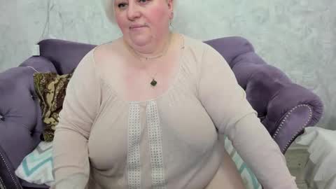 fashiona online show from 03/01/25, 12:39