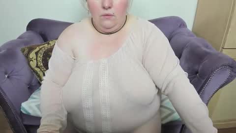 fashiona online show from 10/05/25, 04:33