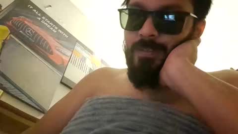 Snapshot of fasrocky chatting on 10/16/25, 11:28 fasrocky online show from 10/16/25, 11:28