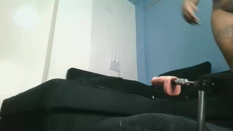 Snapshot of fatassfreak254 chatting on 12/30/24, 12:54 Winnie online show from 12/30/24, 12:54