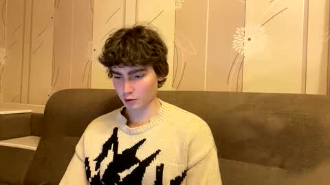 Snapshot of faustfrost chatting on 10/09/25, 04:27 Faust online show from 10/09/25, 04:27