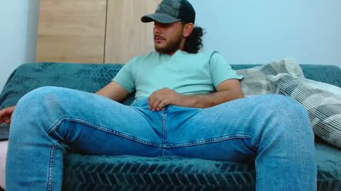 favid95 online show from 09/18/25, 02:02