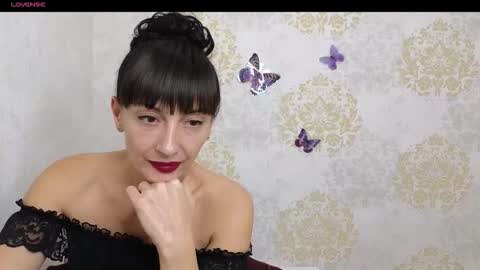 Snapshot of favorite_angel chatting on 11/24/25, 07:57 favorite_angel online show from 11/24/25, 07:57