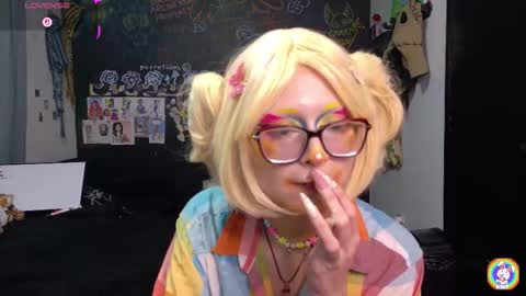 Snapshot of fay_abby chatting on 10/19/25, 12:33 fay abby online show from 10/19/25, 12:33