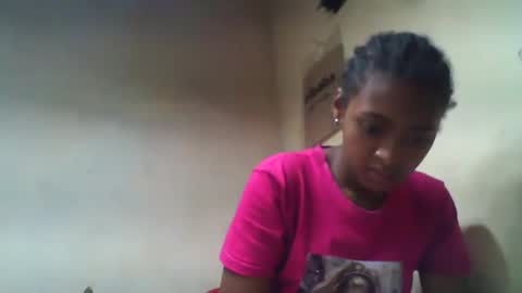 fazila online show from 10/07/25, 02:25