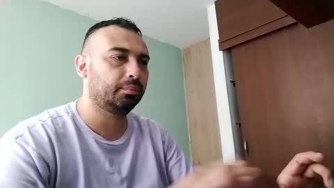 Snapshot of federikofer2 chatting on 02/23/25, 04:57 federico online show from 02/23/25, 04:57