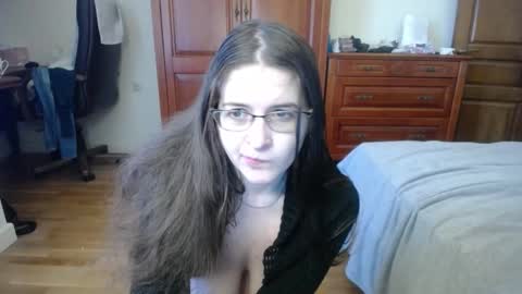 Snapshot of feliciasexy chatting on 10/19/25, 07:42 Felicia online show from 10/19/25, 07:42