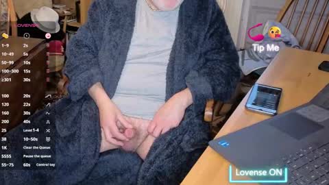 Snapshot of fellainsp8 chatting on 11/14/25, 07:51 Adam online show from 11/14/25, 07:51