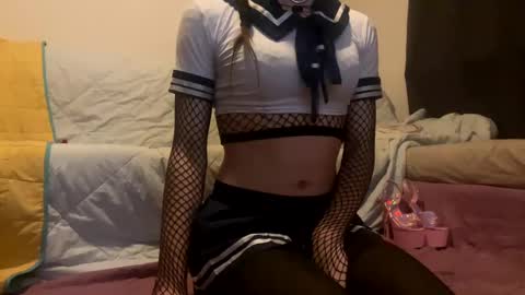 Snapshot of femboyhorse chatting on 12/02/24, 02:42 Femboyhorse online show from 12/02/24, 02:42