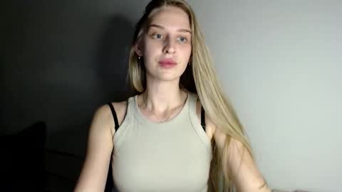 Femke online show from 10/09/25, 09:24