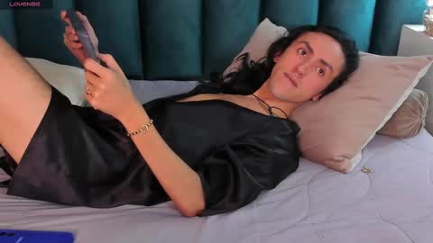 Karol online show from 03/04/25, 05:24