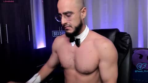 Snapshot of fenrir_flirt chatting on 09/19/25, 11:00 Fenrir Flirt online show from 09/19/25, 11:00