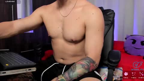 Snapshot of fenrir_flirt chatting on 10/07/25, 12:52 Fenrir Flirt online show from 10/07/25, 12:52