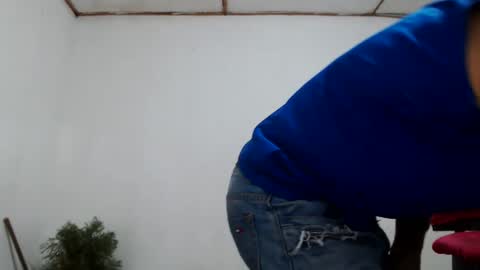 fernandez_latinblack online show from 12/05/24, 11:07
