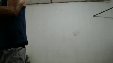 fernandez_latinblack online show from 12/18/24, 02:21