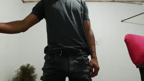 fernandez_latinblack online show from 01/03/25, 09:05