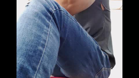 fernandez_latinblack online show from 01/04/25, 11:06