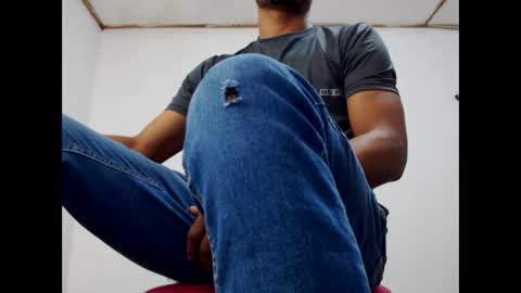 fernandez_latinblack online show from 01/05/25, 02:27