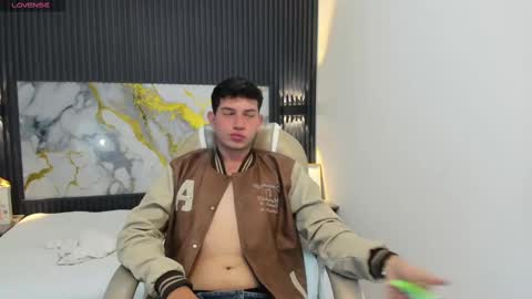 Fer and Rayder online show from 10/03/25, 03:58