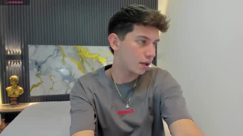 Fer and Rayder online show from 10/05/25, 04:00