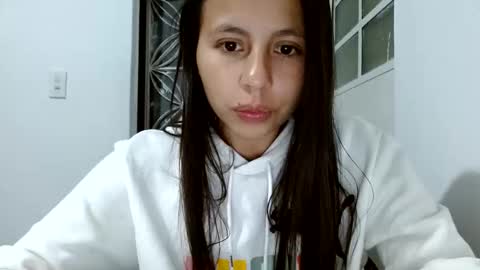 Snapshot of fetichistas96 chatting on 11/13/25, 01:26 fetichistas96 online show from 11/13/25, 01:26