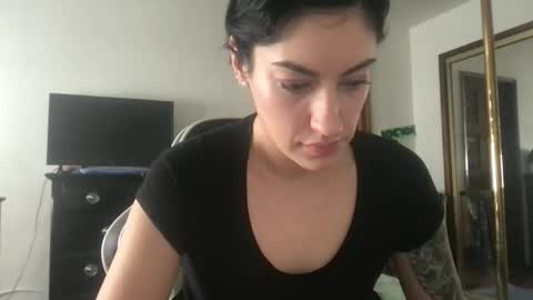 fgsammie online show from 11/10/25, 08:19