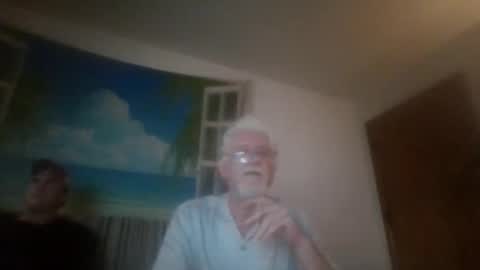 Snapshot of fgwjr chatting on 10/24/25, 10:11 feegee online show from 10/24/25, 10:11