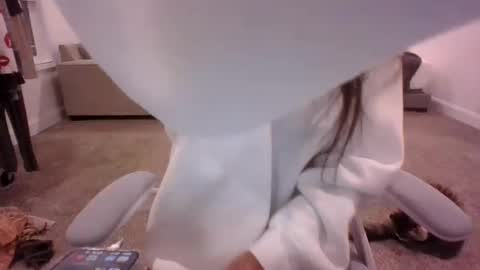 fierce_chick online show from 10/04/25, 09:29