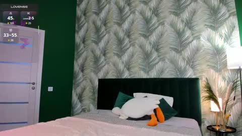 Snapshot of fieryfeline chatting on 10/10/25, 03:38 Filla online show from 10/10/25, 03:38