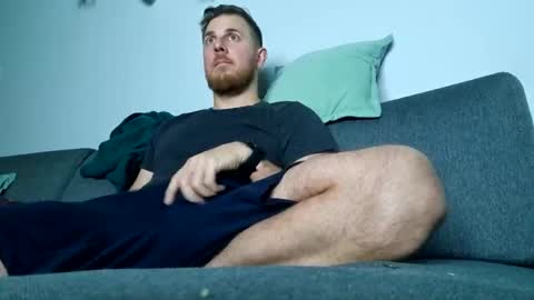 Snapshot of fikol123 chatting on 11/13/25, 07:46 fiolkamil online show from 11/13/25, 07:46