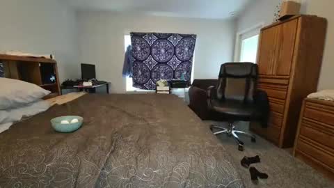 Snapshot of filfaonyx chatting on 10/22/25, 04:29 filfaonyx online show from 10/22/25, 04:29