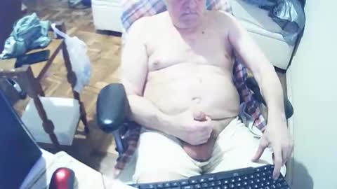 filhober online show from 10/06/25, 01:58