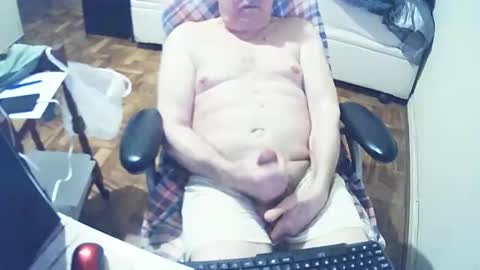 filhober online show from 10/17/25, 12:36