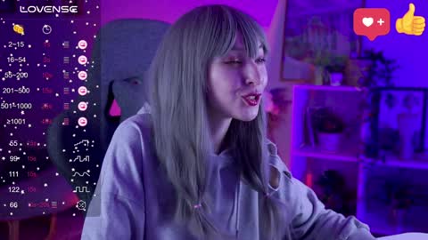 Snapshot of filipinaadams chatting on 12/15/24, 08:52 cap and Lana  online show from 12/15/24, 08:52