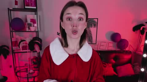 Snapshot of filipinaadams chatting on 12/25/24, 08:29 cap and Lana  online show from 12/25/24, 08:29