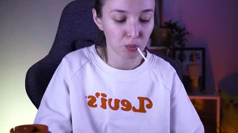 Snapshot of filipinaadams chatting on 12/26/24, 02:37 cap and Lana  online show from 12/26/24, 02:37