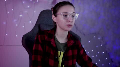 Snapshot of filipinaadams chatting on 01/18/25, 07:49 cap and Lana  online show from 01/18/25, 07:49