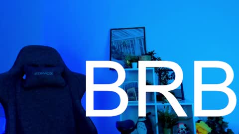Snapshot of filipinaadams chatting on 02/12/25, 02:32 cap and Lana  online show from 02/12/25, 02:32