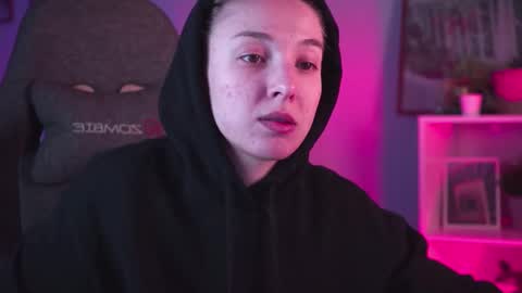 Snapshot of filipinaadams chatting on 02/23/25, 01:57 cap and Lana  online show from 02/23/25, 01:57