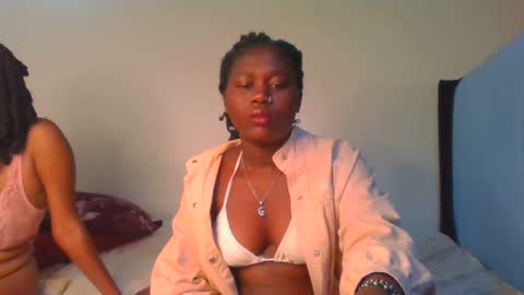 Snapshot of fine_melanie chatting on 01/10/25, 05:15 melanie online show from 01/10/25, 05:15