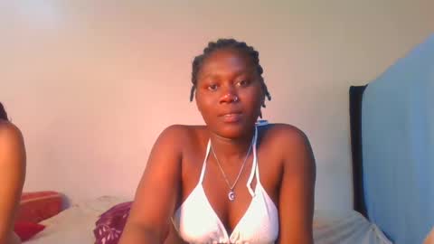 Snapshot of fine_melanie chatting on 01/10/25, 08:18 melanie online show from 01/10/25, 08:18