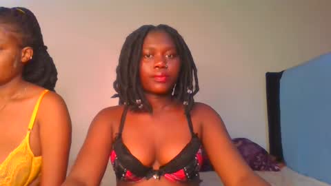 Snapshot of fine_melanie chatting on 01/12/25, 06:05 melanie online show from 01/12/25, 06:05