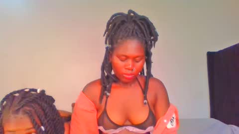 Snapshot of fine_melanie chatting on 01/27/25, 06:09 melanie online show from 01/27/25, 06:09
