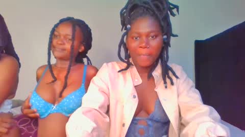 Snapshot of fine_melanie chatting on 01/30/25, 02:49 melanie online show from 01/30/25, 02:49