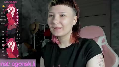 Snapshot of fire__vill chatting on 09/12/25, 11:59 Villena online show from 09/12/25, 11:59