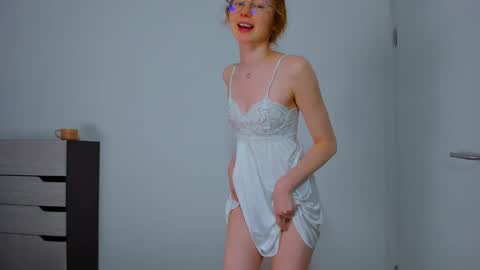 fire_luna online show from 02/01/25, 08:39