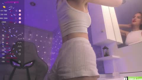 Snapshot of fire_moth chatting on 12/24/24, 10:22 Bellatrix online show from 12/24/24, 10:22