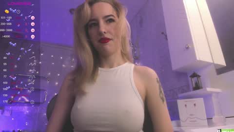 Snapshot of fire_moth chatting on 12/28/24, 04:41 Bellatrix online show from 12/28/24, 04:41