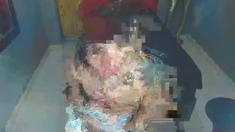 Snapshot of fit_boy_069 chatting on 11/30/25, 06:28 ROBERT online show from 11/30/25, 06:28